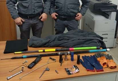 Melizzano, sorpreso con arnesi per lo scasso nel bagagliaio dell’auto: denunciato – NTR24.TV