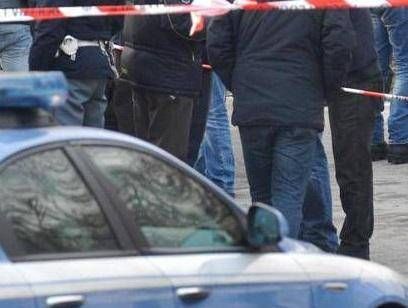 Indagato per omicidio il padre della bimba uccisa dal pitbull ad Acerra: cosa è successo