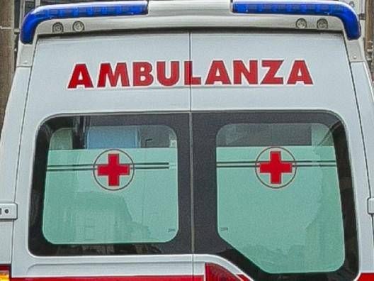 Aggressione choc a Fermo, ragazzo autistico picchiato brutalmente dal branco alla fermata del bus