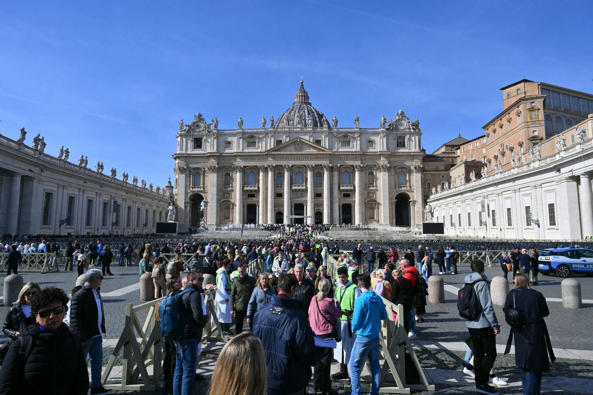 “Grazie per l’affetto e arrivederci”, il messaggio del Papa all’Angelus