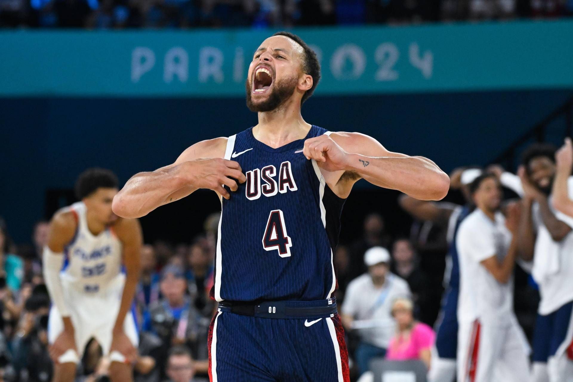 Curry come Totti? Golden State lo celebra con una telecronaca speciale