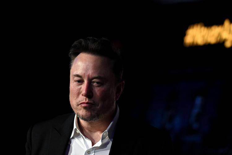 Ucraina, Musk affonda Zelensky? Che succede se Mr X spegne Starlink