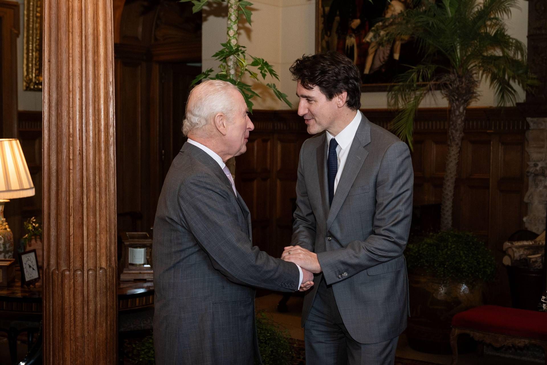 Canada, Trudeau chiede aiuto a re Carlo dopo le minacce di Trump