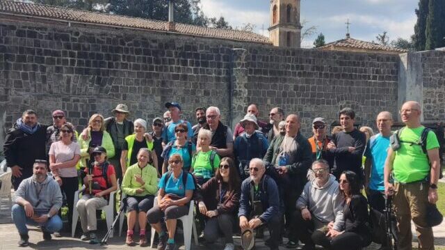 Via Francigena, in tanti per la tappa Faicchio-Telese. Presentanto anche il timbro per i pellegrini – NTR24.TV
