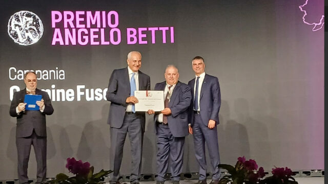 Vinitaly, all’azienda agricola ‘Il Poggio’ di Torrecuso il Premio ‘Angelo Betti’ – NTR24.TV