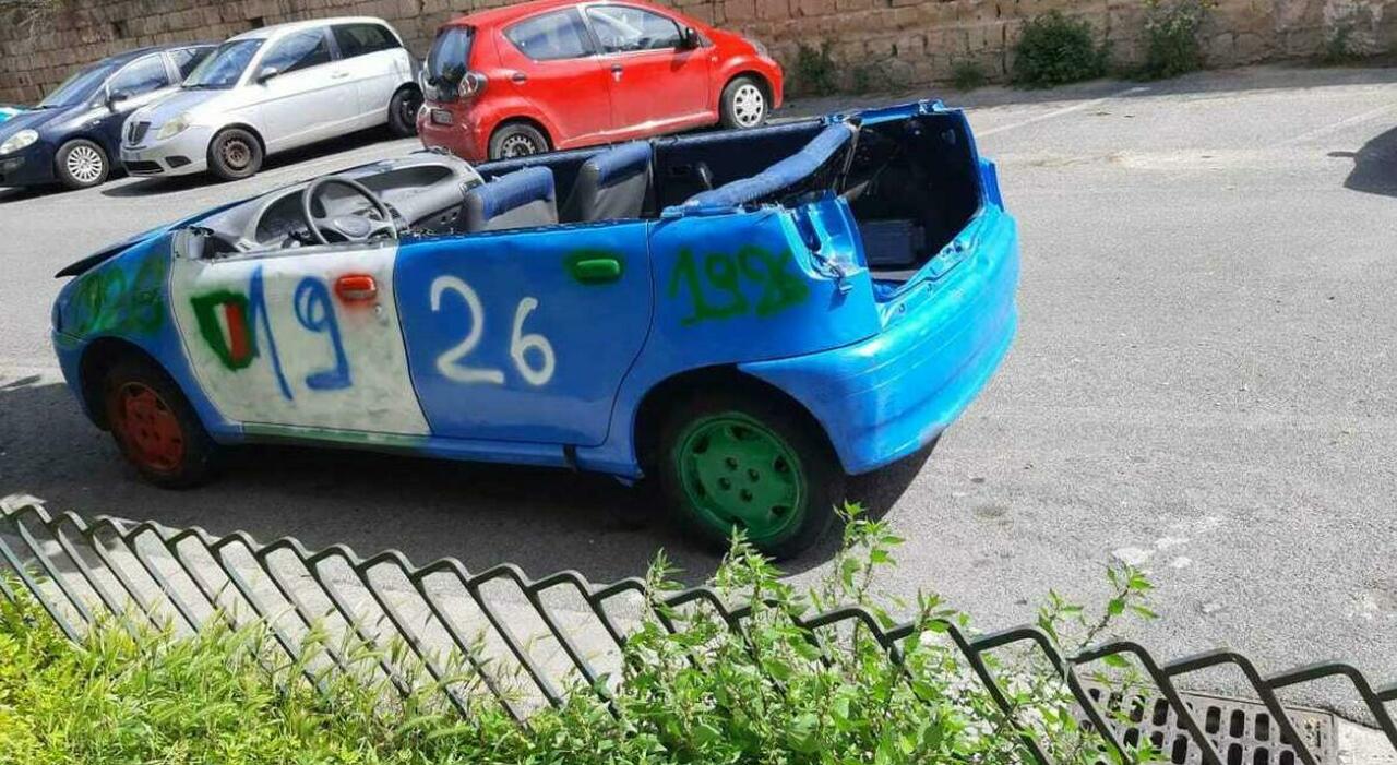Napoli in festa per lo Scudetto, rubano auto a una mamma e Geolier la ricompra