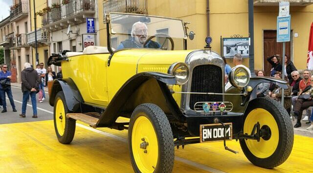 Auto d’epoca, a Foiano celebrata la prima immatricolazione nel Sannio – NTR24.TV