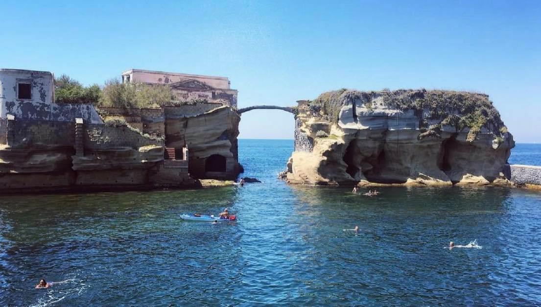 Napoli: chiusa al pubblico Discesa Gaiola per pericolo cedimenti