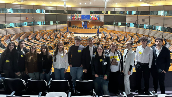 Premio Campania Europa: tra i premiati c’è Chiara Meccariello, studentessa del Liceo “Lombardi” di Airola – NTR24.TV