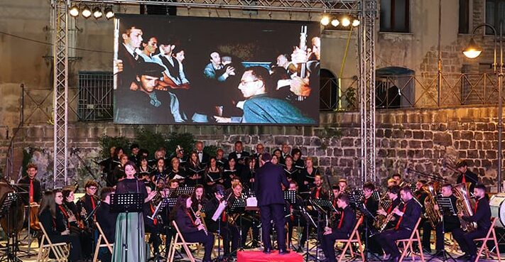 Castelvenere: il CEMP compie trent’anni in musica: sabato sera concerto al Teatro Comunale all’aperto – NTR24.TV