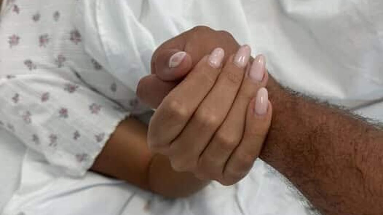 Giuseppe Russo annuncia: “Il peggio è passato, Federica torna a casa dall’ospedale”