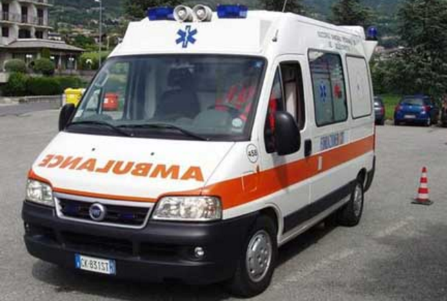 Tragico incidente a Napoli : operaio muore cadendo da un camion