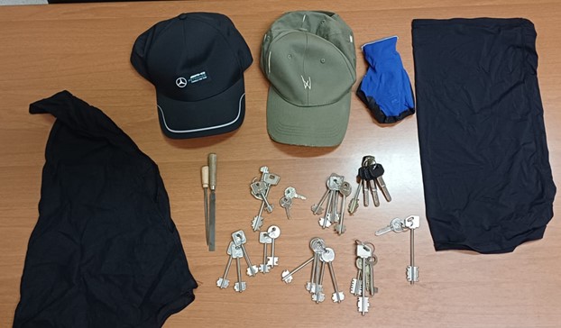 Benevento, sorpresi con arnesi da scasso e numerose chiavi: scattano denunce e fogli di via – NTR24.TV