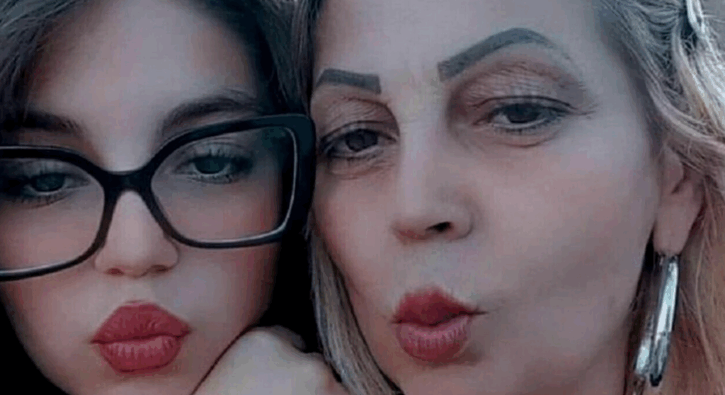La mamma di Martina Carbonaro il giorno del compleanno: “Avresti compiuti 15 anni. Ne avrai 14 per sempre”