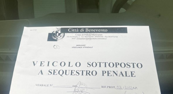 Benevento, scontro tra auto: cinque feriti, una bimba trasportata a Napoli – NTR24.TV