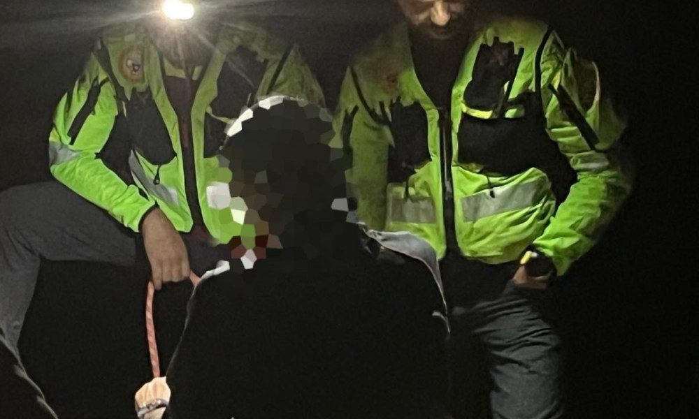 Si perde cercando funghi: sindaco di San Salvatore Telesino rintracciato e tratto in salvo dai soccorritori – NTR24.TV