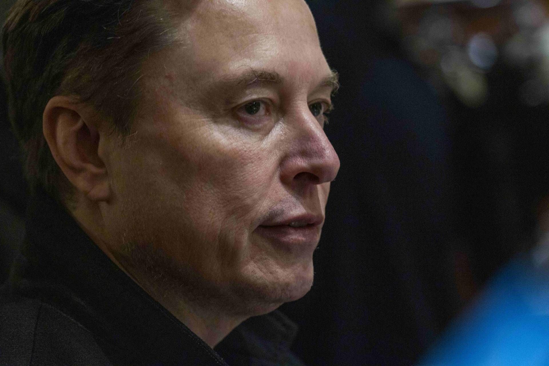 E se i soldi diventassero inutili? La profezia choc di Musk su robot e Ai