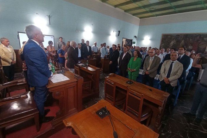 c’è la surroga di Falzarano e Stravino