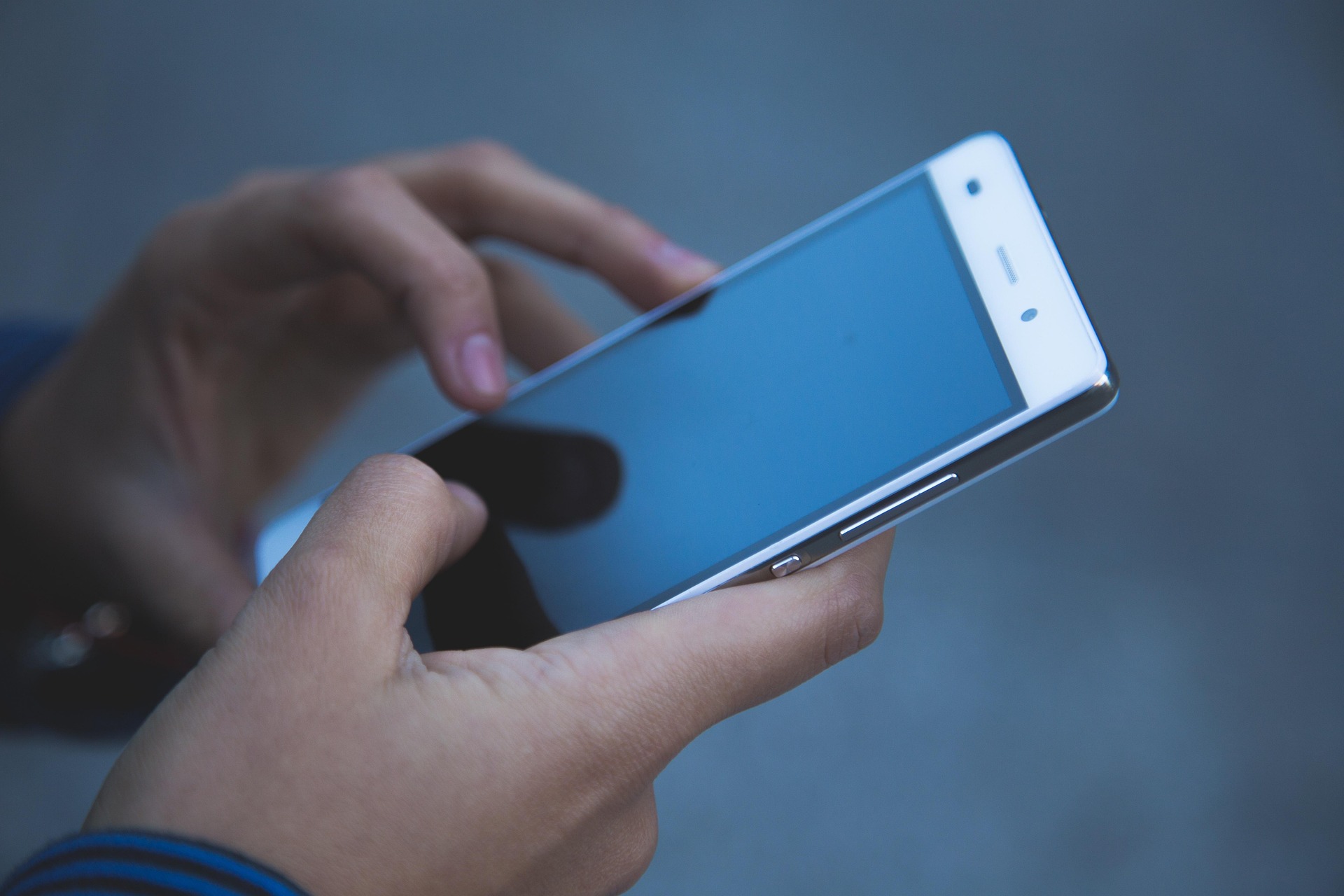 Migliori smartphone sotto i 300 euro: cosa scegliere nel 2026