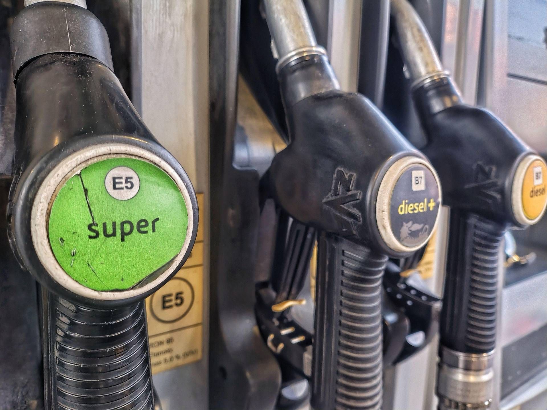 Prezzo diesel, il balzo oggi dopo l’aumento dell’accisa: a quanto è arrivato
