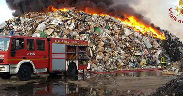 200 MILIONI PER LA BONIFICA NELLA TERRA DEI FUOCHI. SANTANGELO: “ORA LE RISORSE DIVENTINO INTERVENTI CONCRETI”