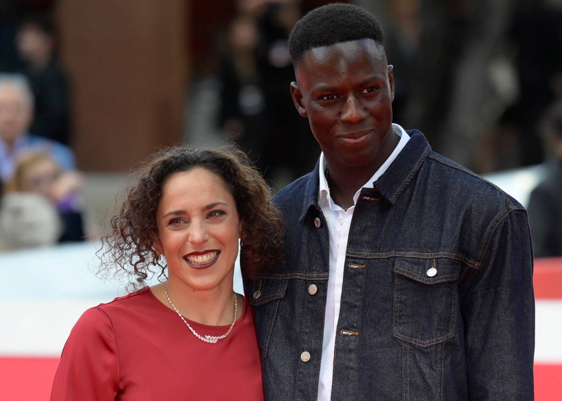 Federica Brignone, il red carpet con il fidanzato James Mbaye alla Festa del Cinema di Roma 2026