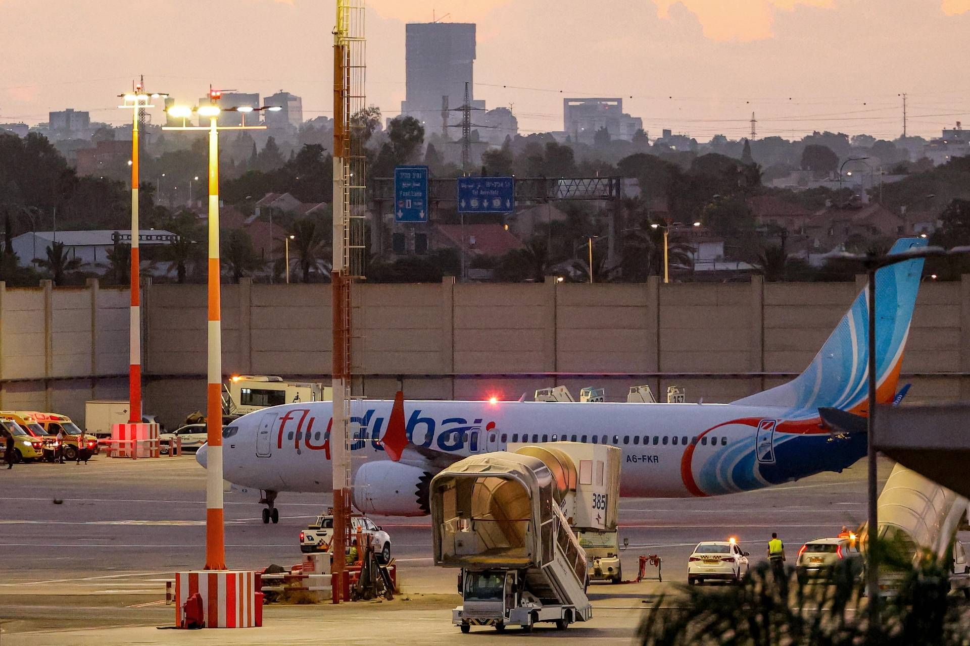 “Pubblicava post terroristici”, tutti i segreti del copilota dopo attentato sul volo FlyDubai