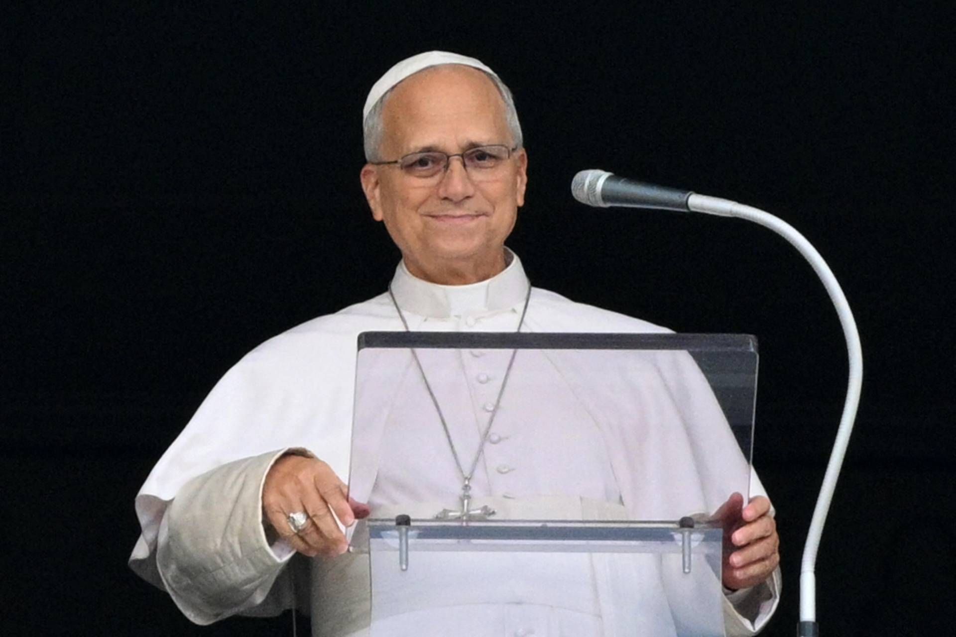 Papa Leone non ha bisogno di altre terapie dopo l’operazione, cosa dicono i medici